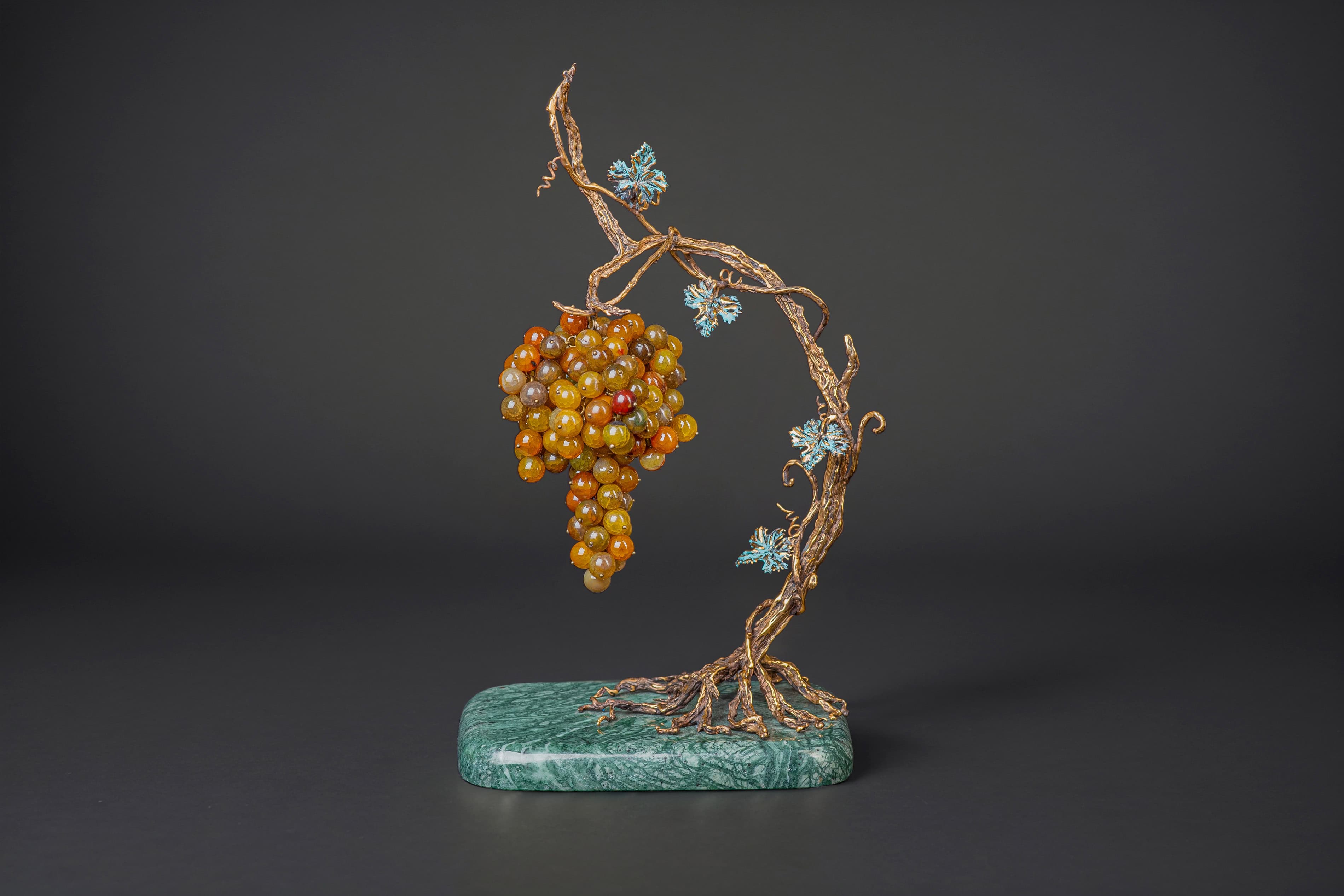 Bronze souvenir "Vine and Grape"