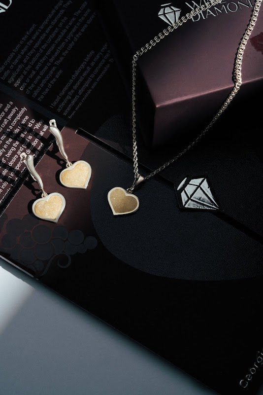 ჩვენი ბრენდი Wine Diamond