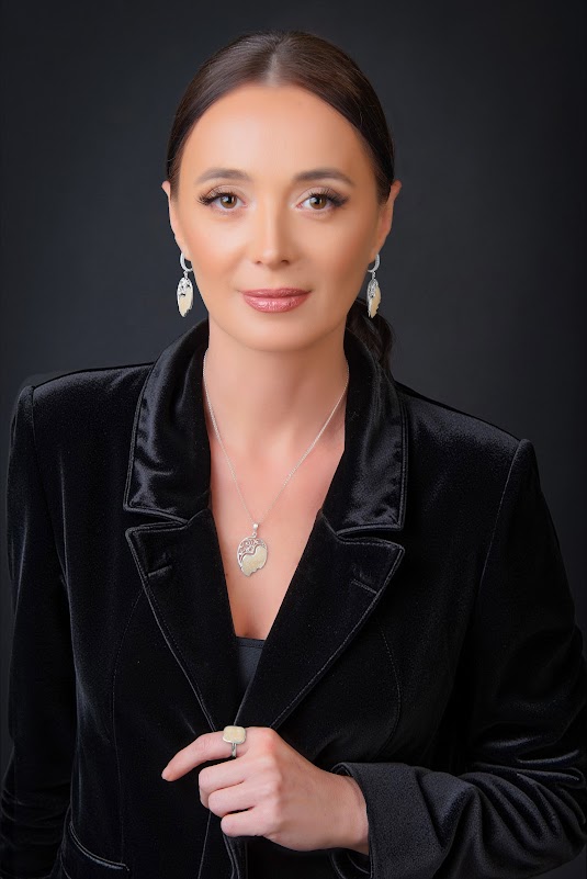 საყურე "პროფილი"